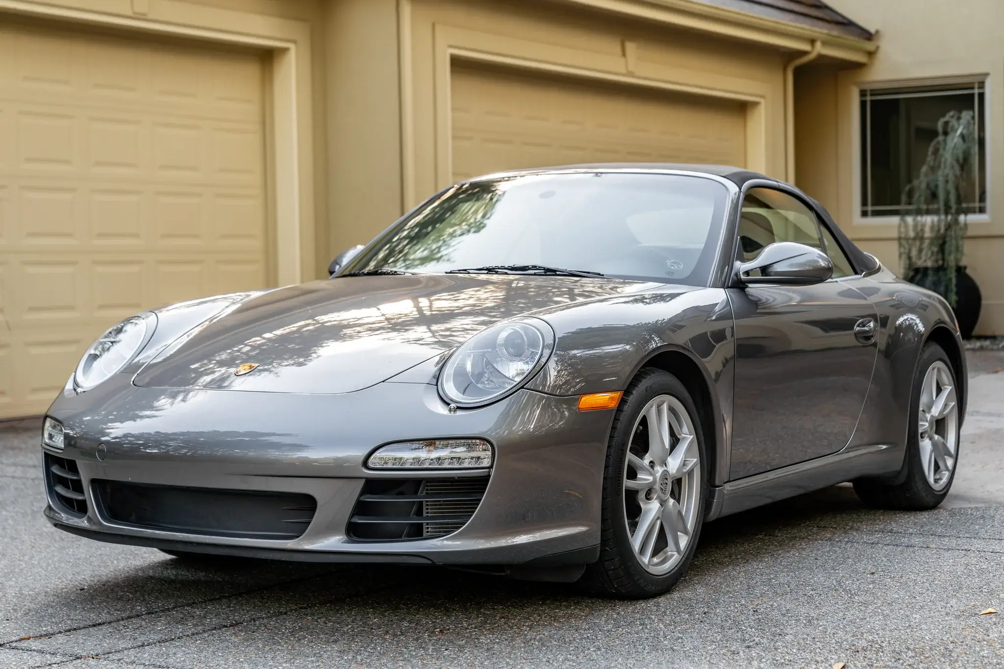 2009 Porsche 911 Carrera Cabriolet